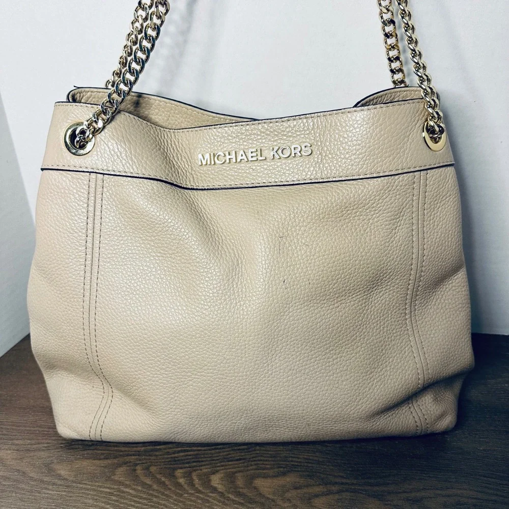 Michael Kors Beige Pebbled Leather Shoulder‎ Bag Gold Chain Strap Tote Jet Set
